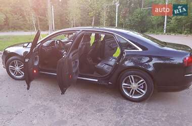 Седан Audi A8 2005 в 