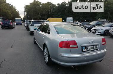 Седан Audi A8 2004 в Одессе