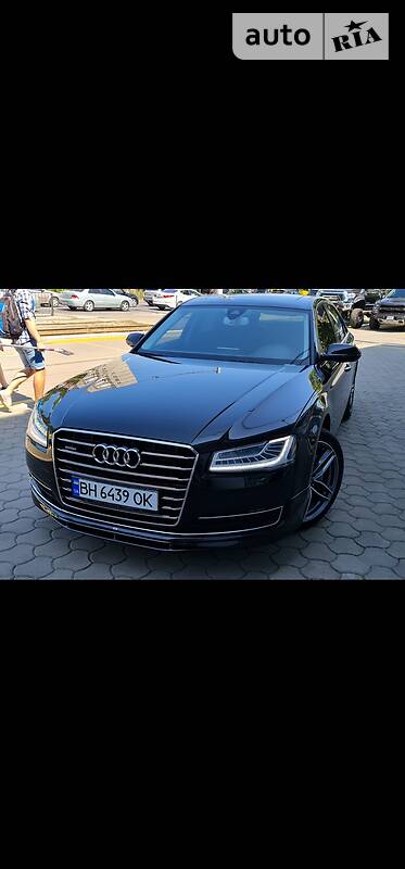 Седан Audi A8 2017 в Тячеве