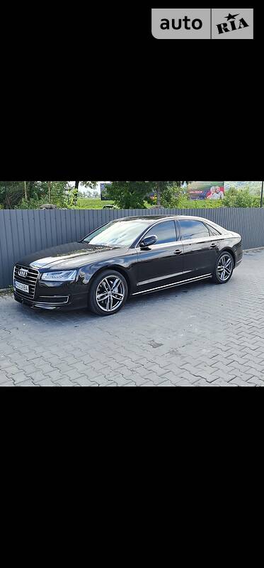 Седан Audi A8 2017 в Тячеве