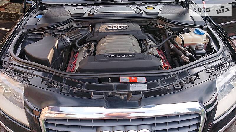 Седан Audi A8 2006 в Киеве