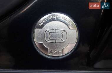 Седан Audi A8 2000 в Одесі