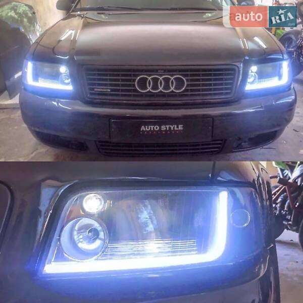 Седан Audi A8 2000 в Одесі