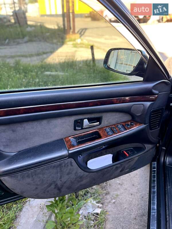 Седан Audi A8 1999 в Черкассах