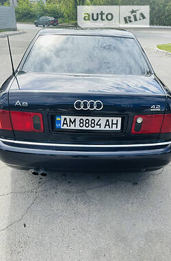Седан Audi A8 1996 в Хмельницком