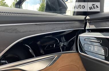 Седан Audi A8 2020 в Ивано-Франковске