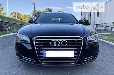 Седан Audi A8 2012 в Рівному