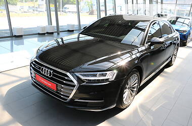 Седан Audi A8 2021 в Днепре