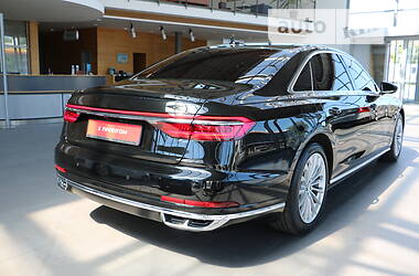 Седан Audi A8 2021 в Дніпрі