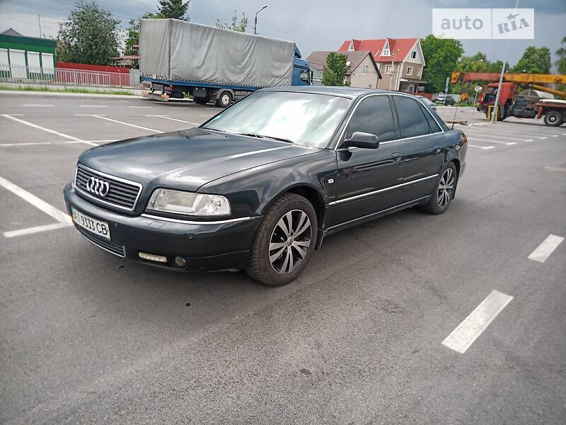 Седан Audi A8 2002 в Киеве