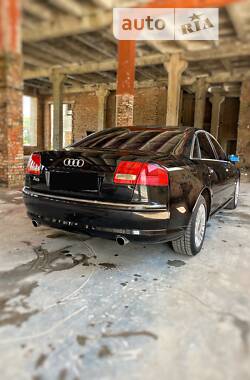 Седан Audi A8 2005 в Тернополі