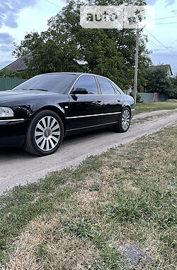 Седан Audi A8 1999 в Полтаві