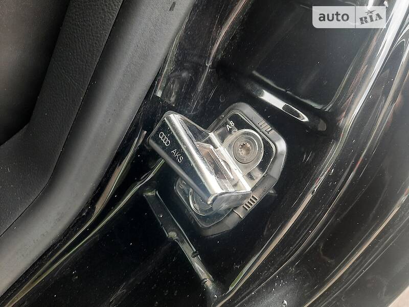 Седан Audi A8 2002 в Киеве фото 15 Седан Audi A8 2002 в Киеве