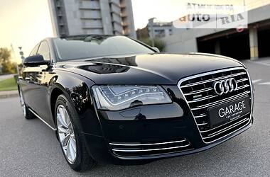 Седан Audi A8 2012 в 