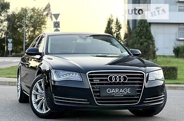 Седан Audi A8 2012 в 