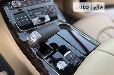 Седан Audi A8 2012 в 