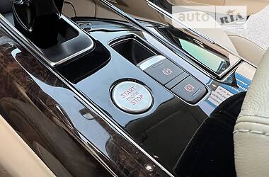 Седан Audi A8 2012 в 