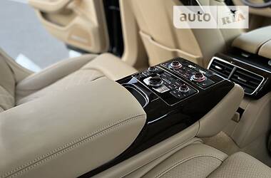 Седан Audi A8 2012 в 