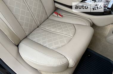 Седан Audi A8 2012 в 