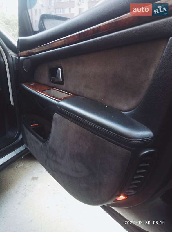 Седан Audi A8 2000 в Одессе