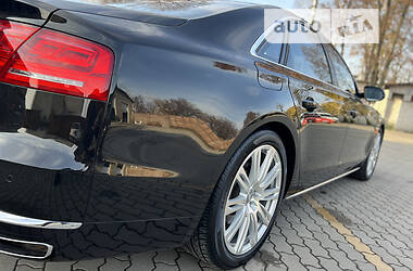 Седан Audi A8 2011 в 