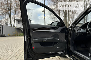 Седан Audi A8 2011 в 