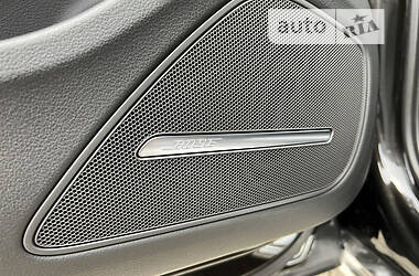 Седан Audi A8 2011 в 