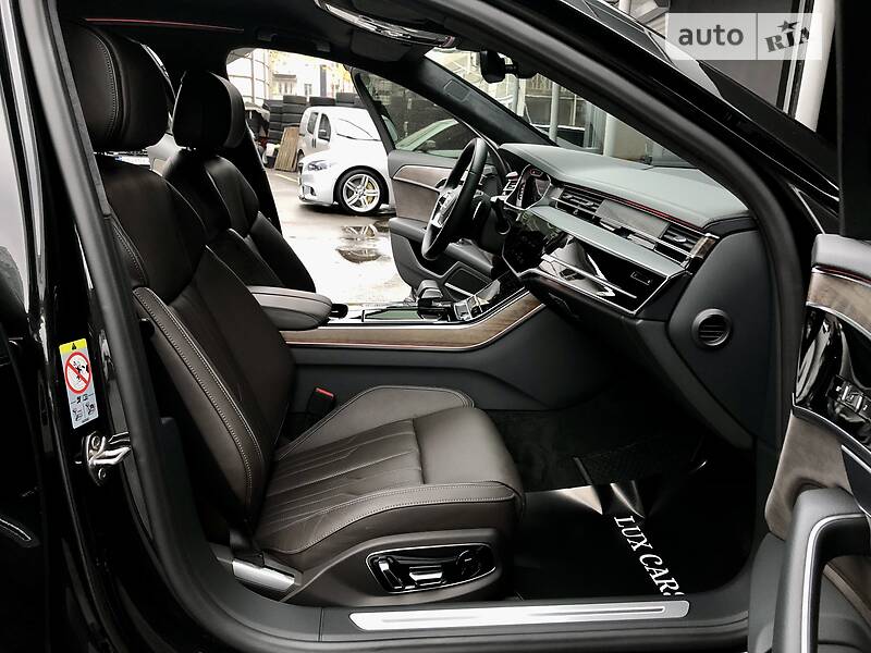 Седан Audi A8 2018 в Києві
