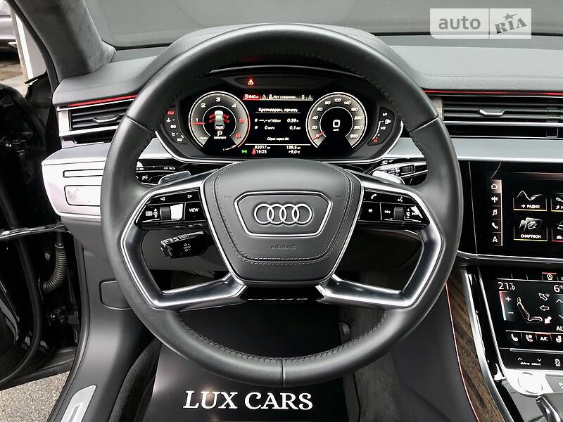 Седан Audi A8 2018 в Києві