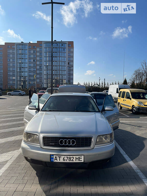Седан Audi A8 2001 в Ивано-Франковске