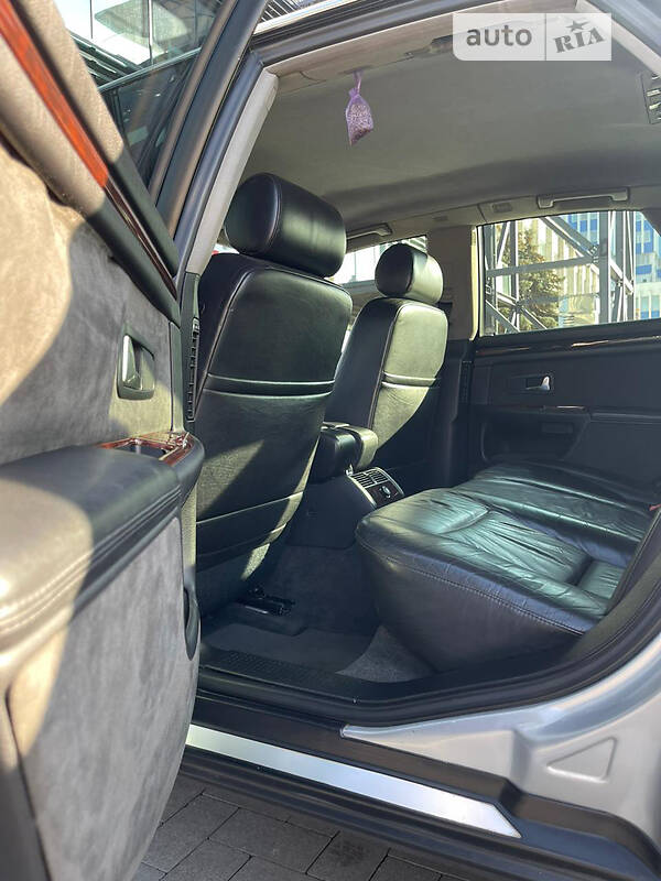 Седан Audi A8 2001 в Ивано-Франковске