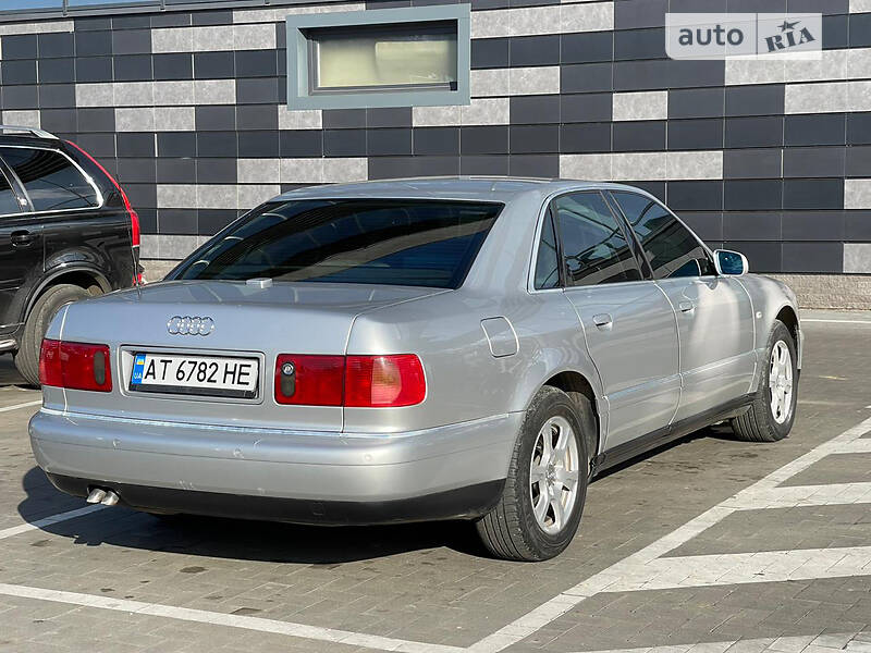 Седан Audi A8 2001 в Ивано-Франковске