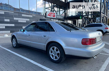 Седан Audi A8 2001 в Ивано-Франковске
