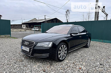 Седан Audi A8 2010 в 