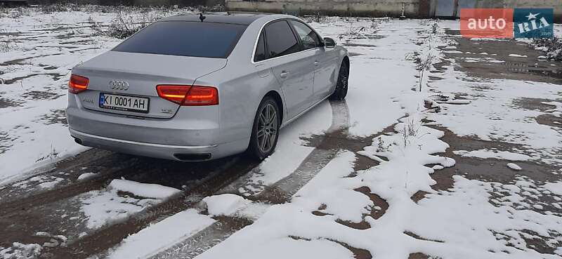Седан Audi A8 2011 в Києві