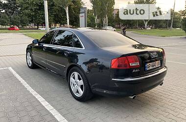 Седан Audi A8 2004 в 