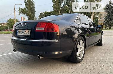 Седан Audi A8 2004 в 