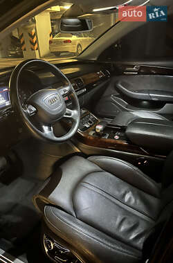 Седан Audi A8 2012 в Киеве