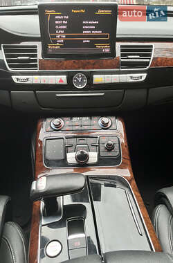 Седан Audi A8 2012 в Киеве