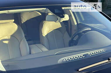Седан Audi A8 2016 в 