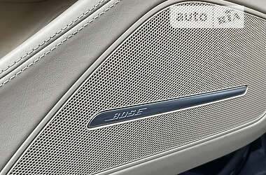Седан Audi A8 2016 в 