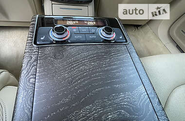 Седан Audi A8 2016 в 