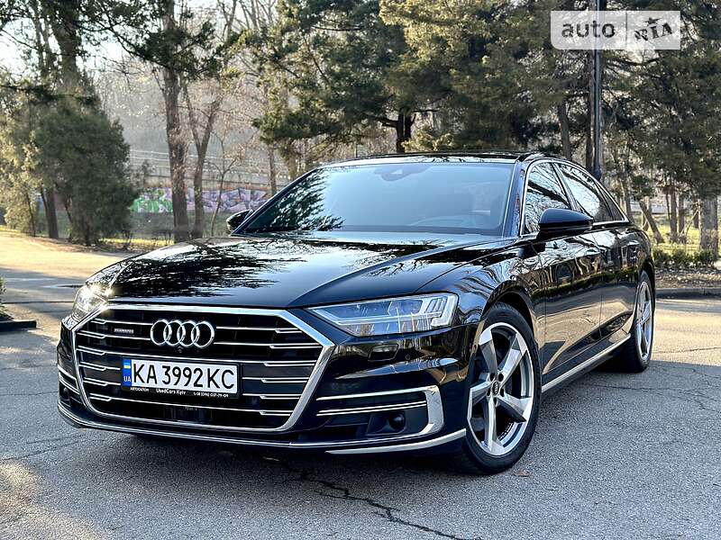 Audi а8 2017