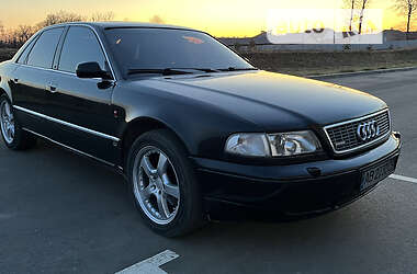 Седан Audi A8 1996 в 