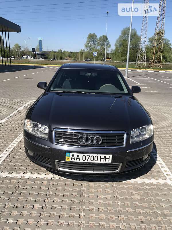 Седан Audi A8 2003 в Киеве