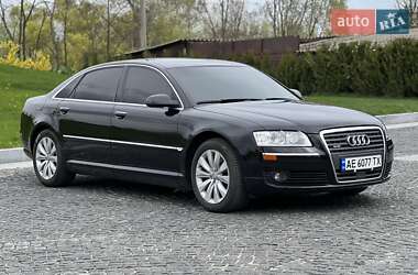 Седан Audi A8 2005 в 