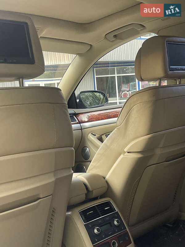 Седан Audi A8 2007 в Черновцах