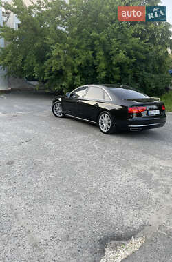 Седан Audi A8 2012 в Днепре