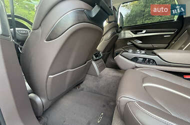 Седан Audi A8 2012 в Днепре