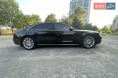 Седан Audi A8 2012 в Днепре